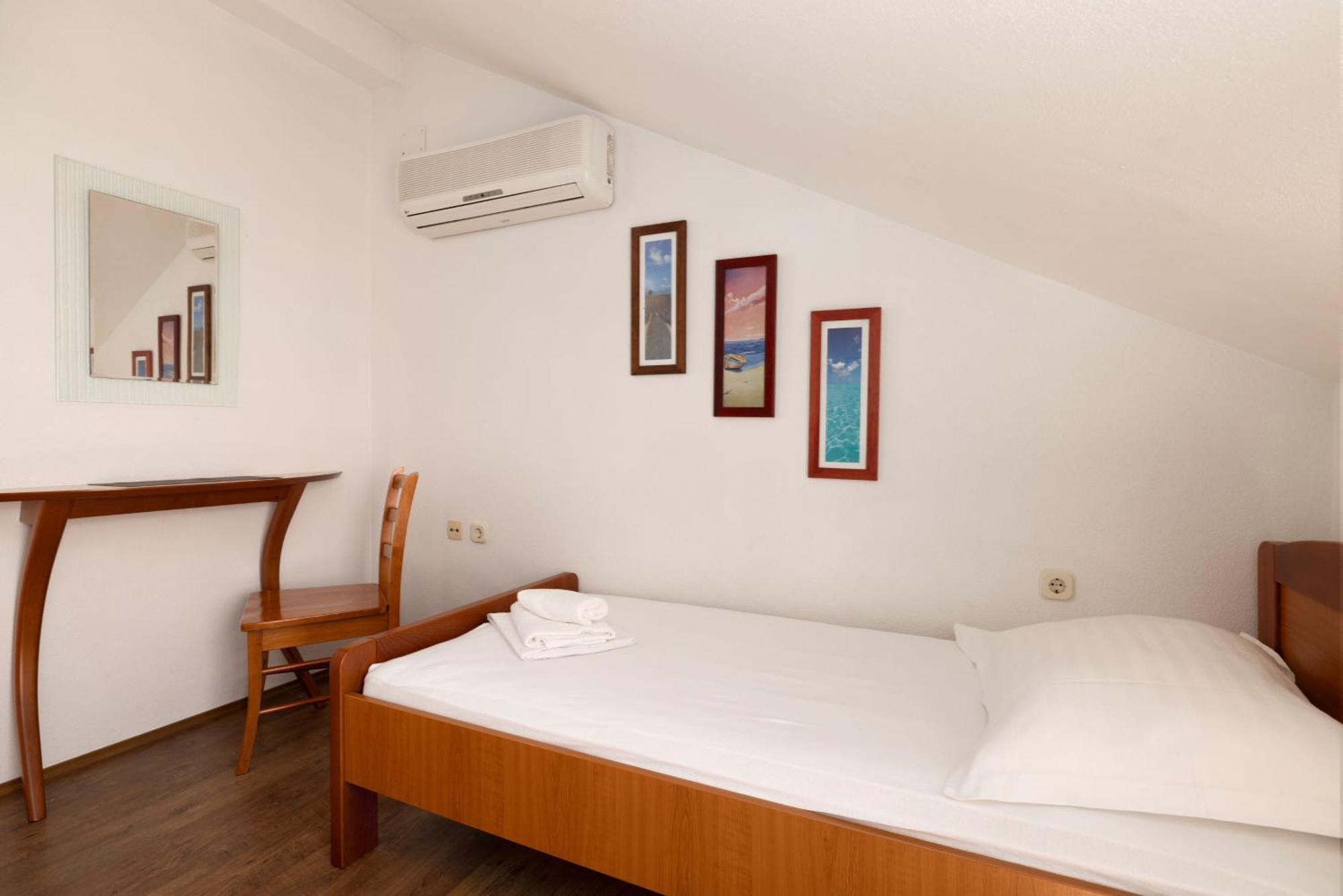 Jasminka Apartments Подгора Екстер'єр фото