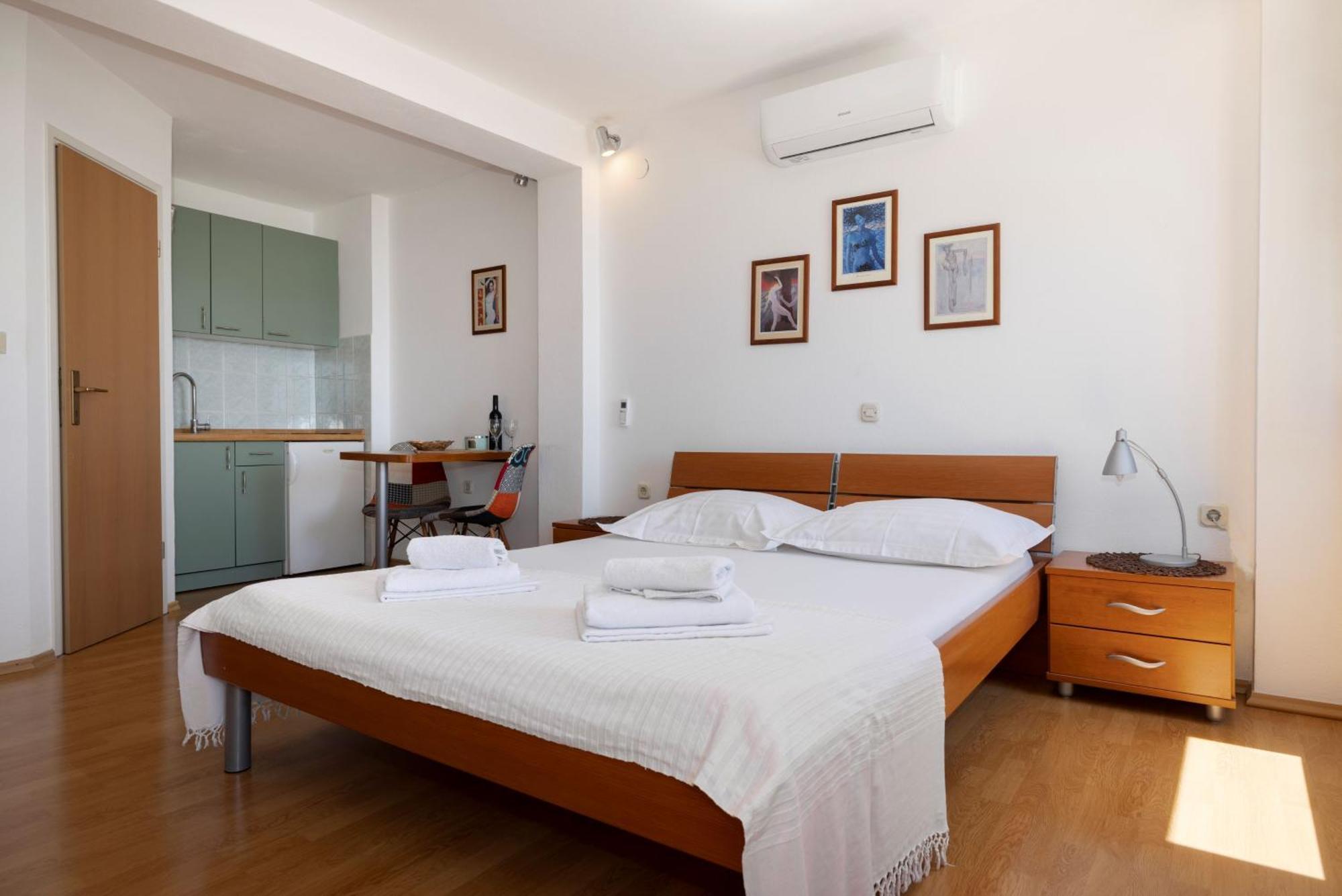 Jasminka Apartments Подгора Екстер'єр фото